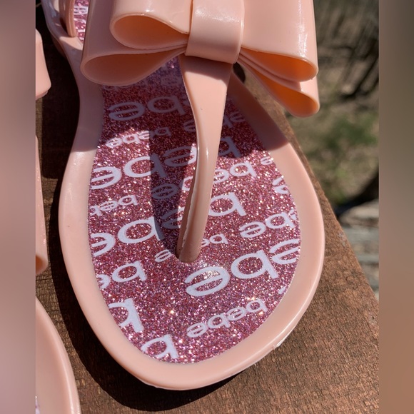 ✨HP✨Bebe Sandals - Picture 4 of 7